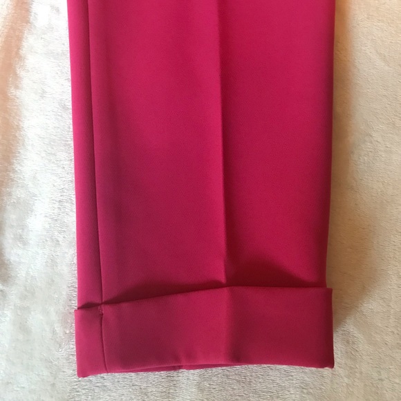 Vibrant Pink Cropped Pants - Picture 2 of 5